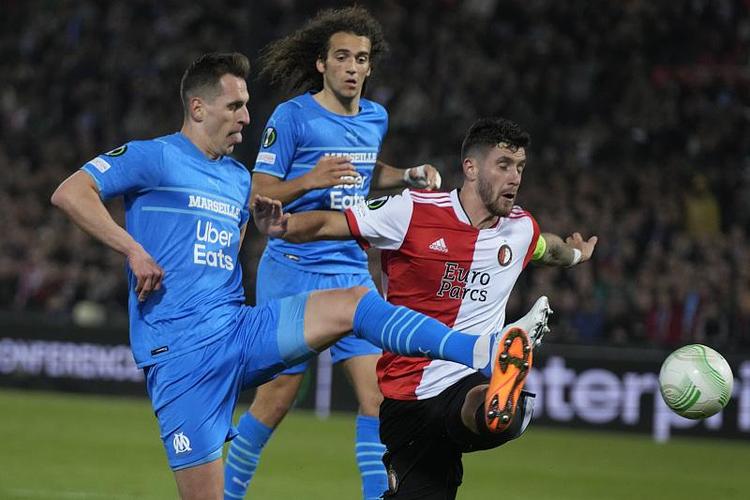 队之间的终 队之间的终