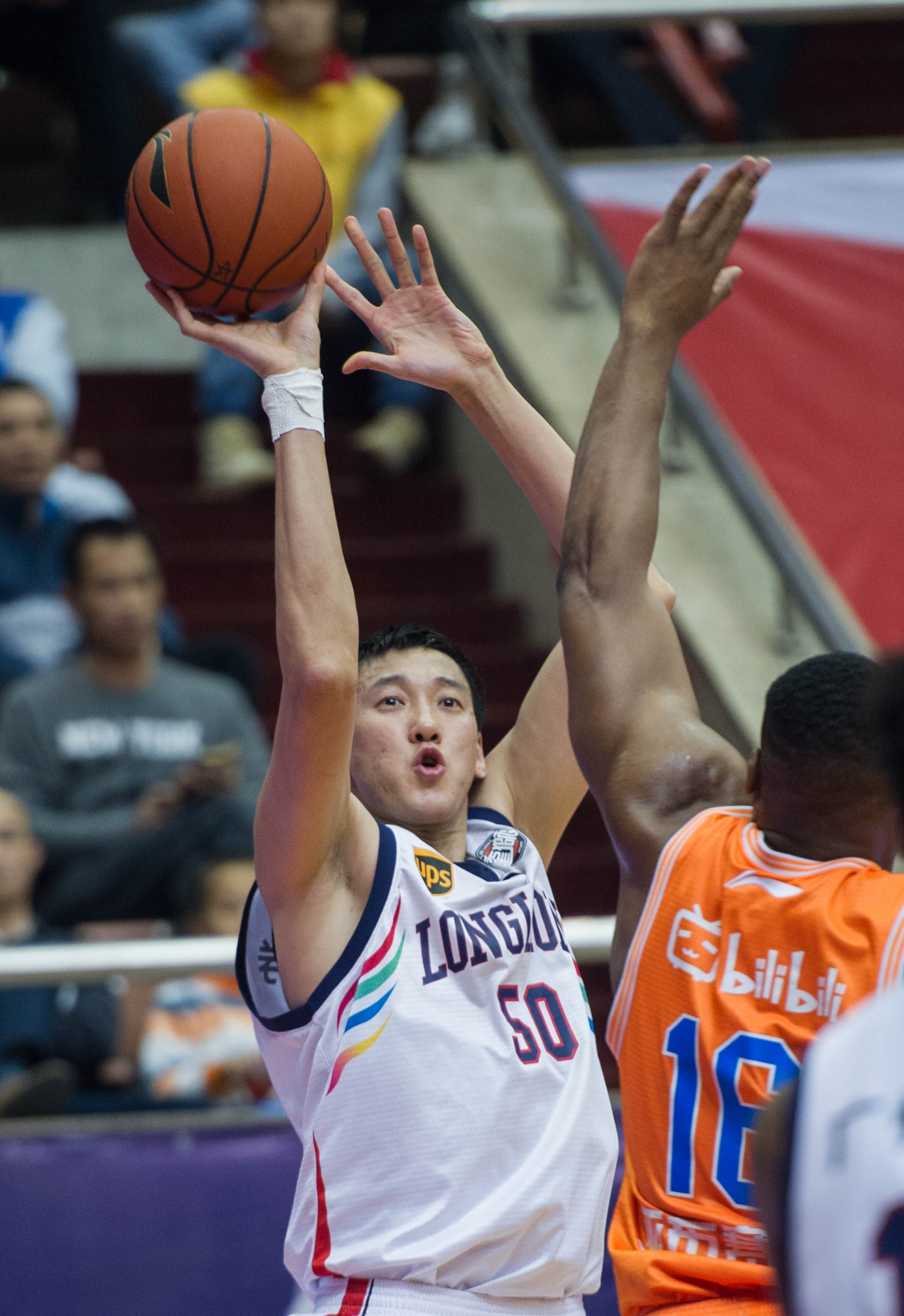 赛选手的 赛选手的