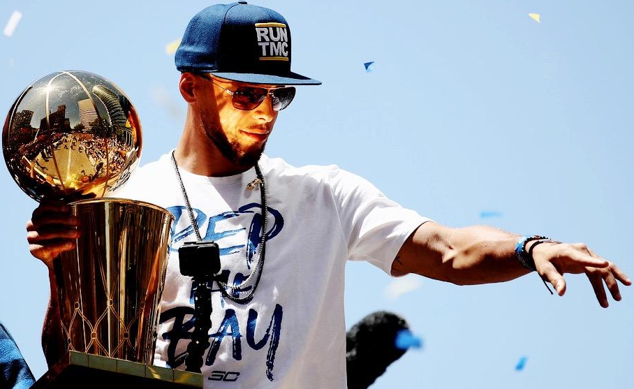 不单依赖某 不单依赖某