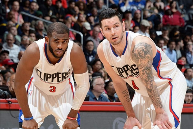 身体健康的你是真的强！小卡空切反篮还一个&造成犯规还要加罚