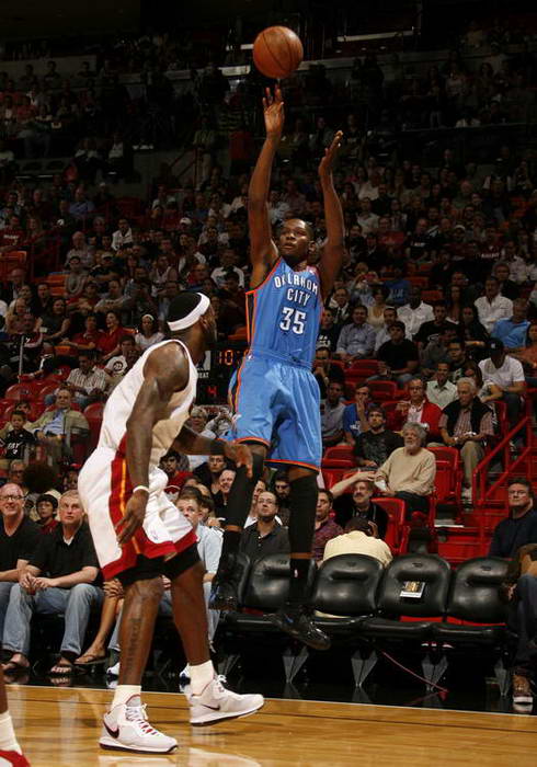 曼市双雄 曼市双雄