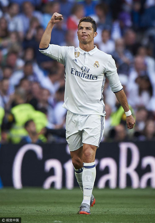 双线作战的 双线作战的